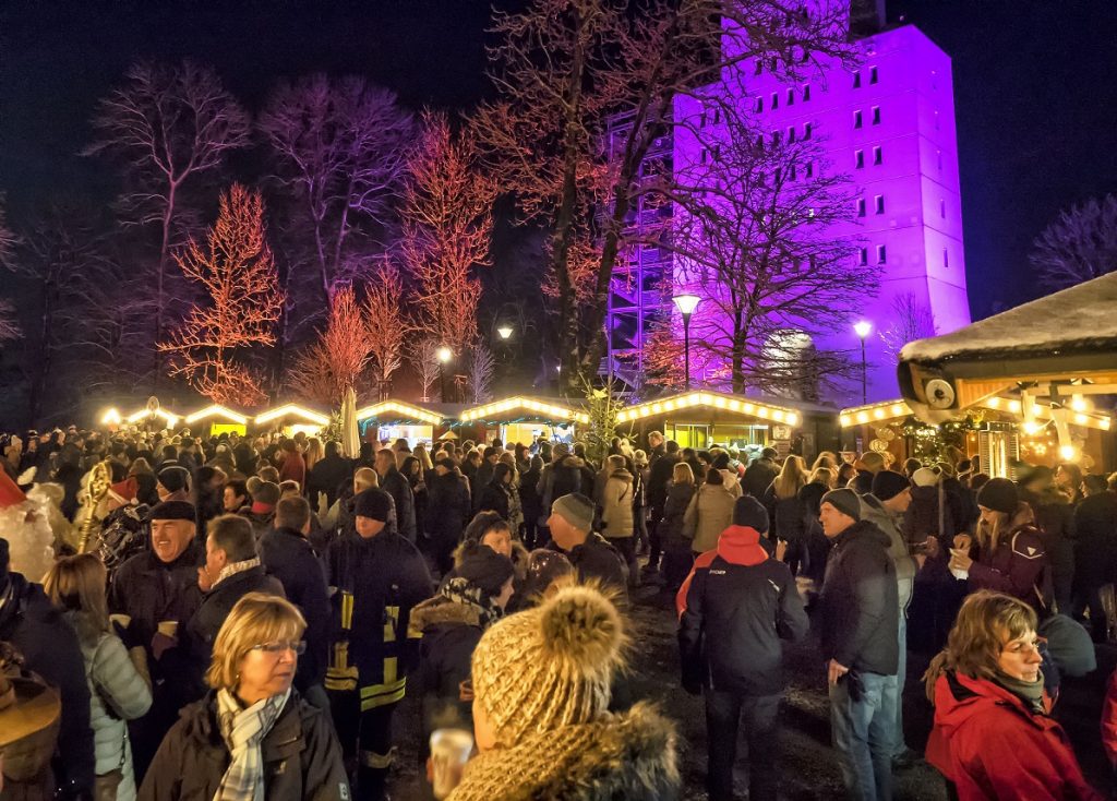Berg-Weihnacht auf dem Schaumberg lädt zum Adventsmarkt in luftiger Höhe
