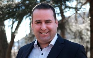 Traditionelles Heringsessen lockt mit Minister Jung nach Braunshausen