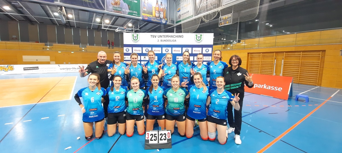 Die Damen des SSC Freisen mit Trainergespann