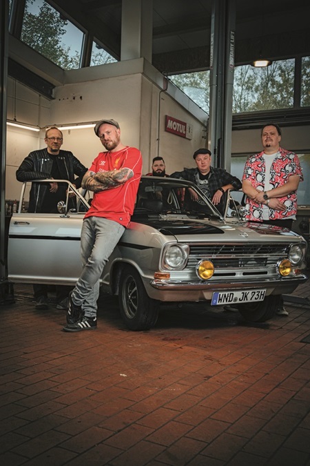 Unter falscher Flagge (Foto: Eike Zender)