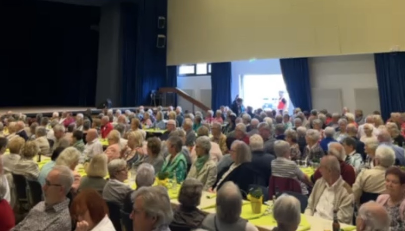 Seniorennachmittag in St. Wendel begeistert über 350 Besucher