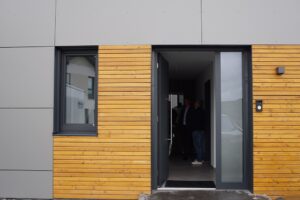 Frontansicht des ersten Muster-Systemhauses der DHI GmbH