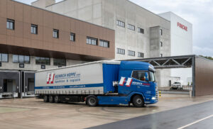 Logistikzentrum Tholey: Täglich rollen 90 Paletten mit Ersatzteilen an