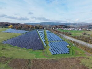 Sötern: Erweiterung der PV-Anlage an A62 abgeschlossen