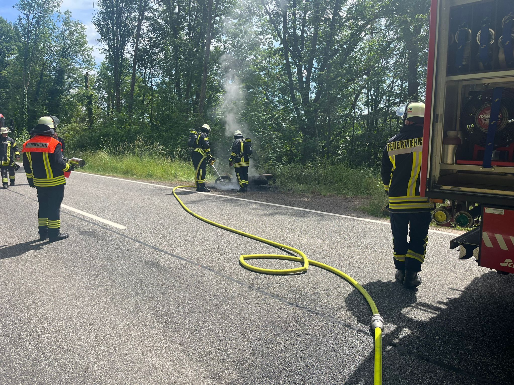 Motorrad gerät zwischen Gronig und Selbach in Brand