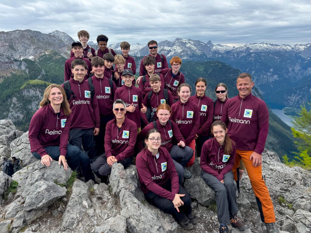 20 Neuntklässler aus Marpingen wanderten mit zehn Kilo Gepäck durch die Berchtesgadener Alpen