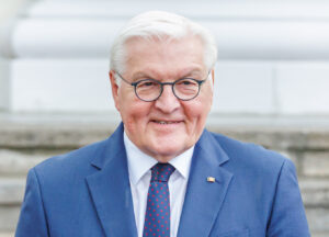 Familie Schmitt aus Walhausen erhält Ehrenpatenschaft vom Bundespräsidenten