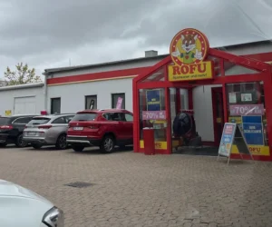 Spielwarenhändler ROFU startet in Neunkirchen mit neuem Konzept und buntem Familienprogramm